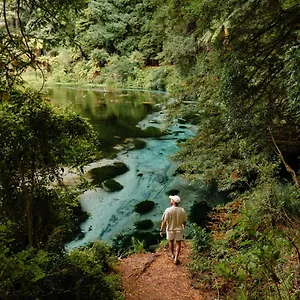 https://rotorua-top-10-holiday-park.rotoruahotelsnz.com